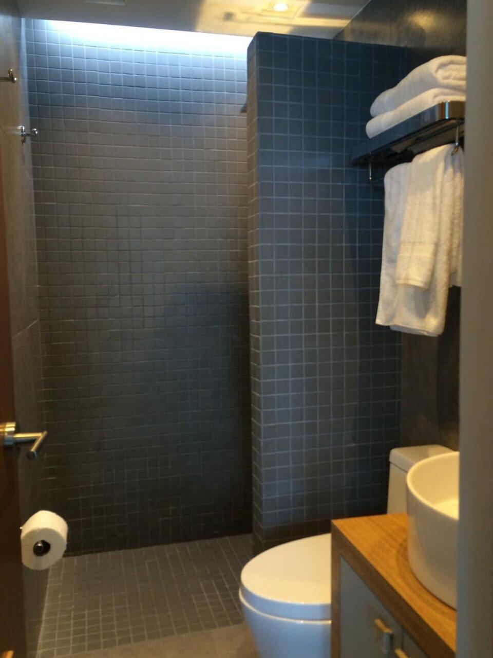 Enchanted 17 Jewel Beachfront Luquillo -Pool Bagian luar foto